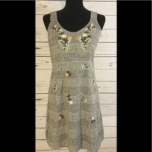 SOLD ON DEPOP Topshop Floral Embroidered Dress Size 12